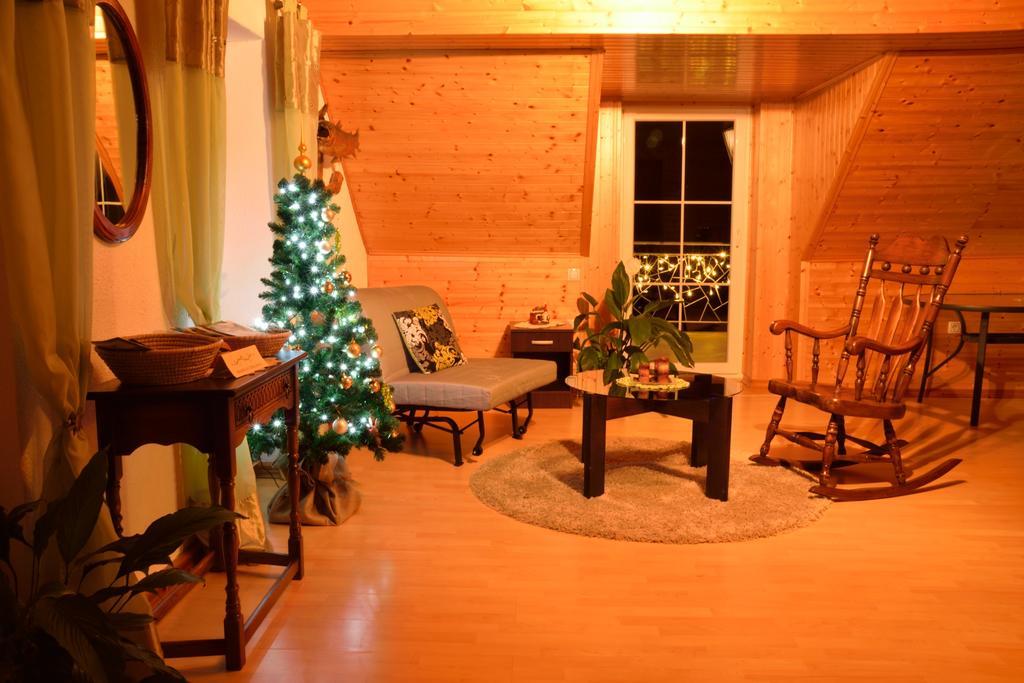 Apartment Sotocje Dolenja Trebusa ภายนอก รูปภาพ