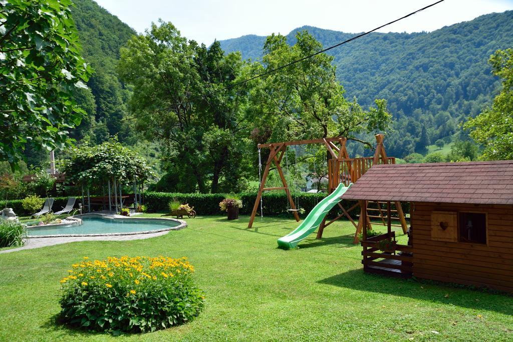 Apartment Sotocje Dolenja Trebusa ภายนอก รูปภาพ